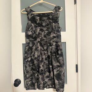 Banana Republic black pattern dress with pockets size 10P